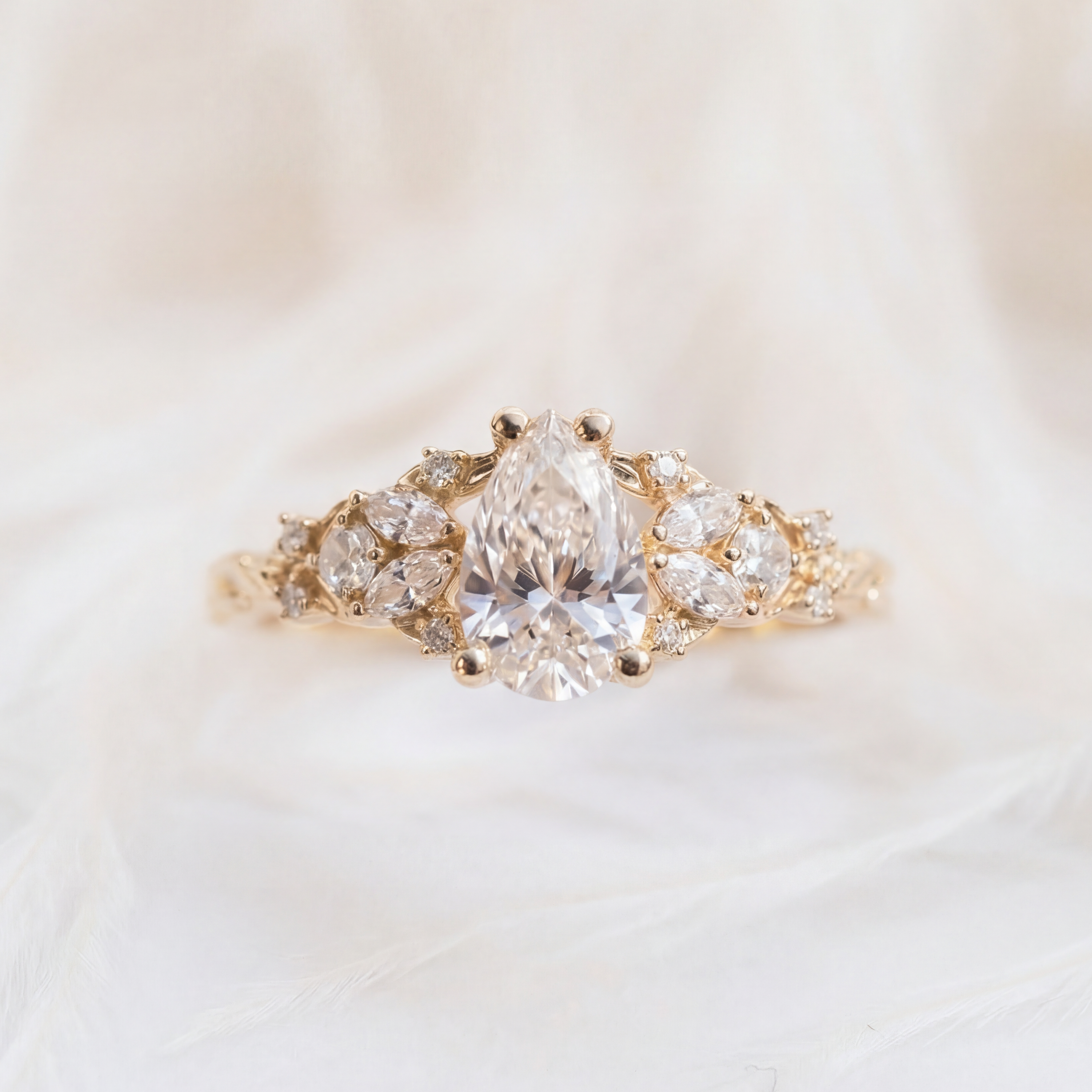 Moissanite Ring Leaf and Vine